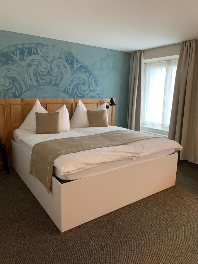 Wädenswil Hotel Engel Am Bahnhof מראה חיצוני תמונה