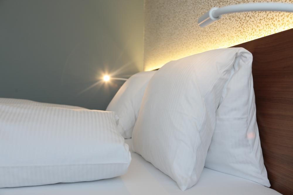 Wädenswil Hotel Engel Am Bahnhof מראה חיצוני תמונה